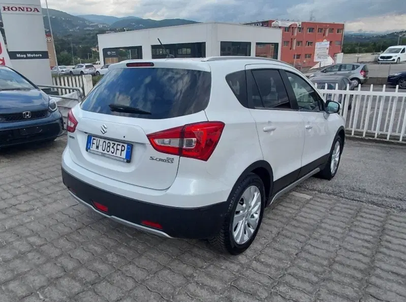 Suzuki S-Cross usata a Cosenza (5)