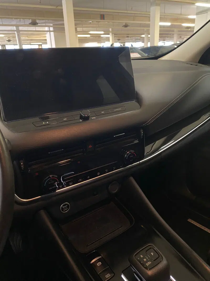 Nissan Qashqai usata a Cagliari (9)