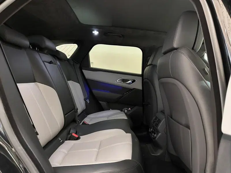 Land Rover Range Rover Velar usata a Varese (5)