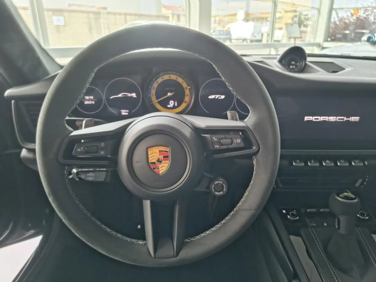 Porsche 911 Coupé nuova a Firenze (10)