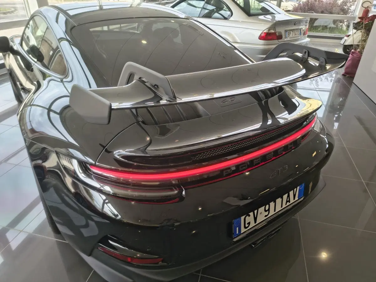 Porsche 911 Coupé nuova a Firenze (8)