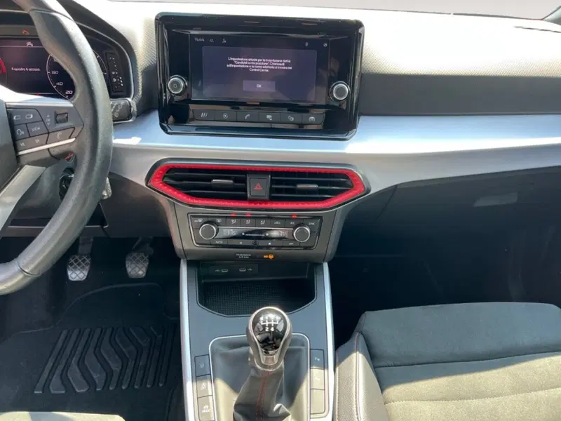 SEAT Arona usata a Verona (9)