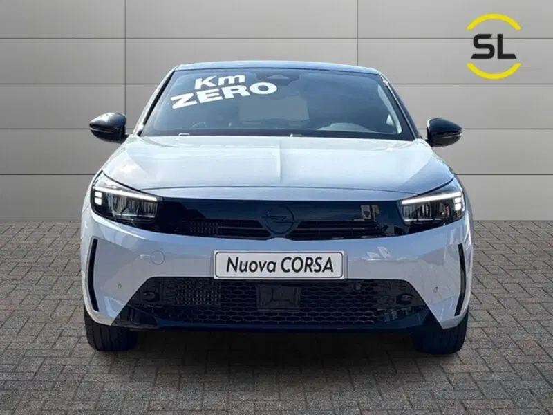 Opel Corsa nuova a Lecco (2)