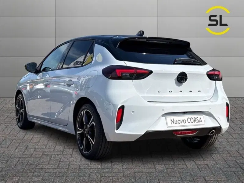 Opel Corsa nuova a Lecco (4)