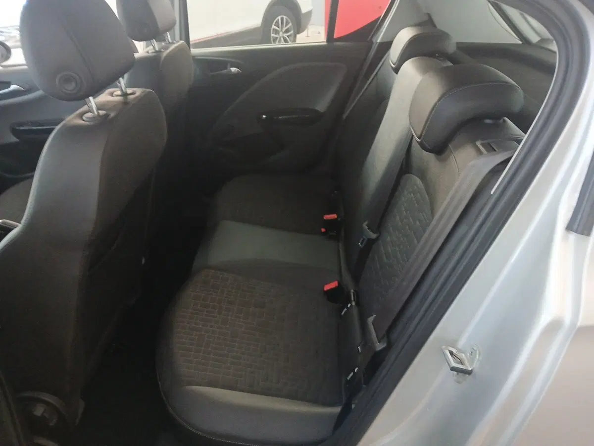 Opel Corsa usata a Lecce (11)
