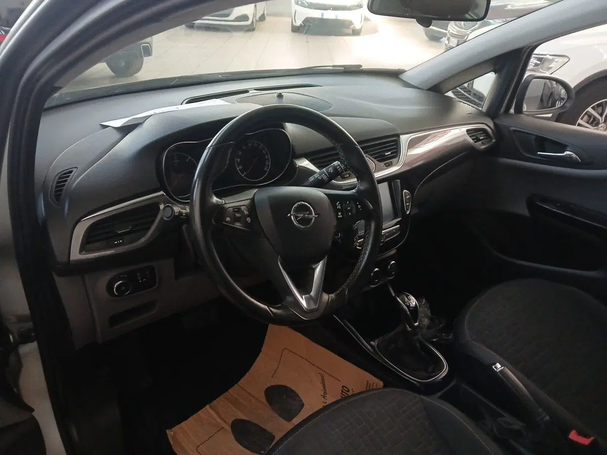 Opel Corsa usata a Lecce (13)