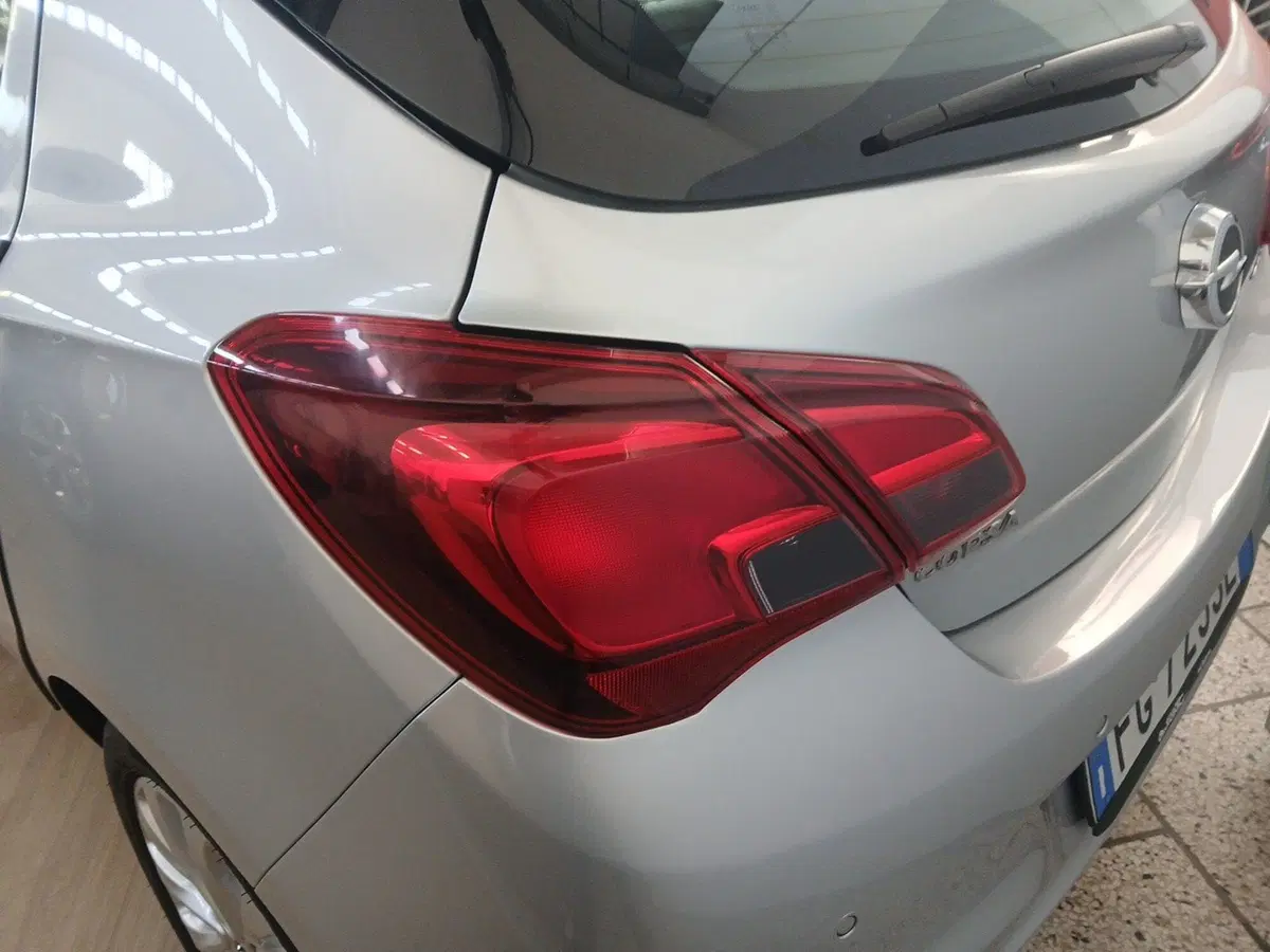 Opel Corsa usata a Lecce (7)