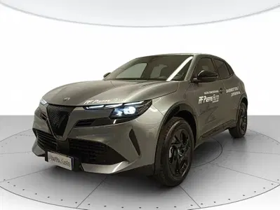 Alfa Romeo Junior 1.2 ibrida 145cv edct6 nuova a Civitanova Marche