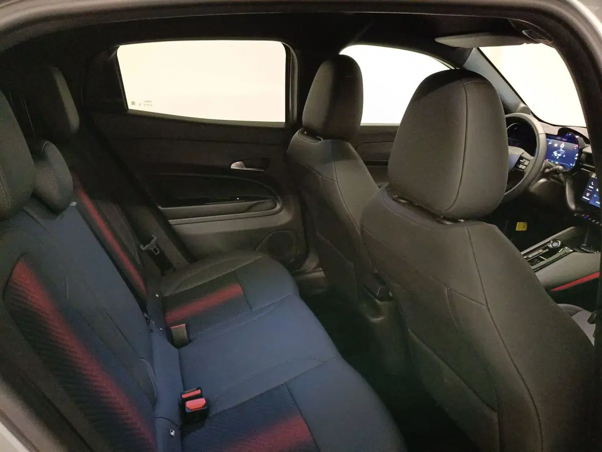 Alfa Romeo Junior nuova a Macerata (14)
