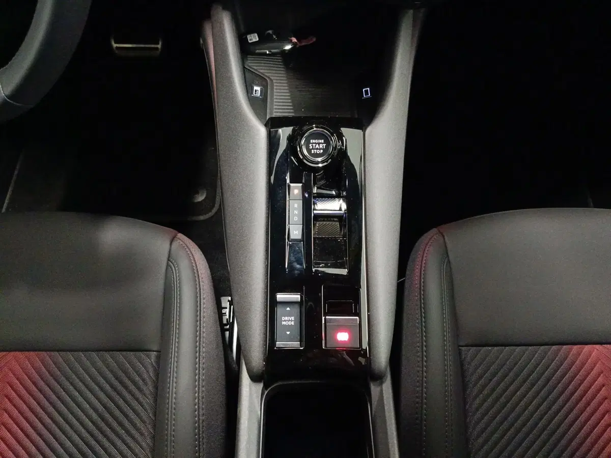 Alfa Romeo Junior nuova a Macerata (19)
