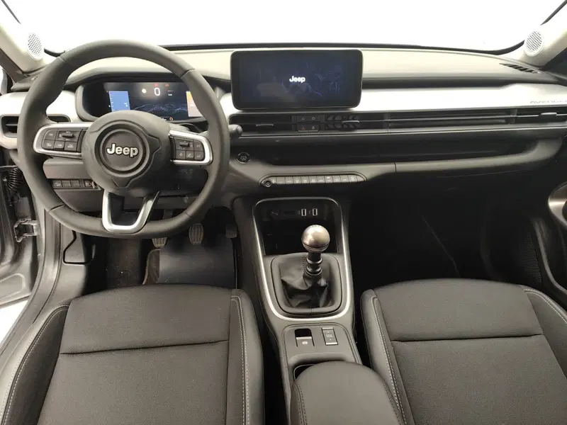 Jeep Avenger usata a Como (12)