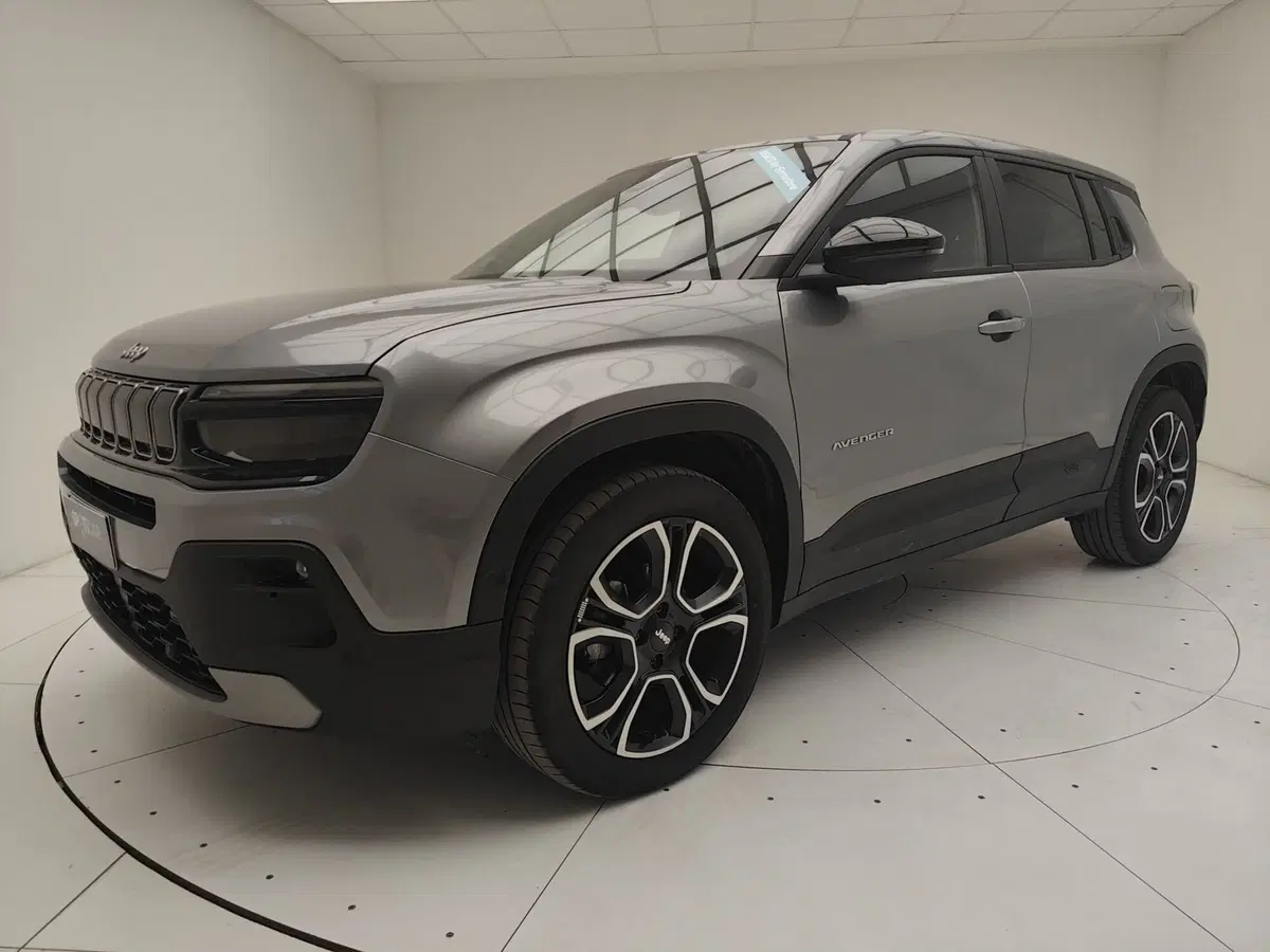 Jeep Avenger usata a Como (8)