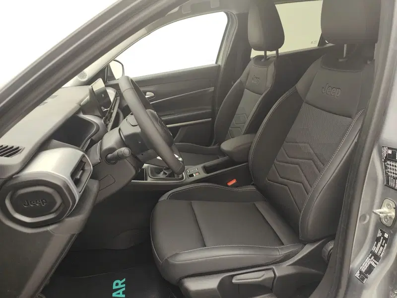 Jeep Avenger usata a Como (9)