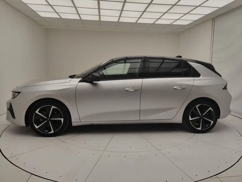 Opel Astra usata a Como (19)