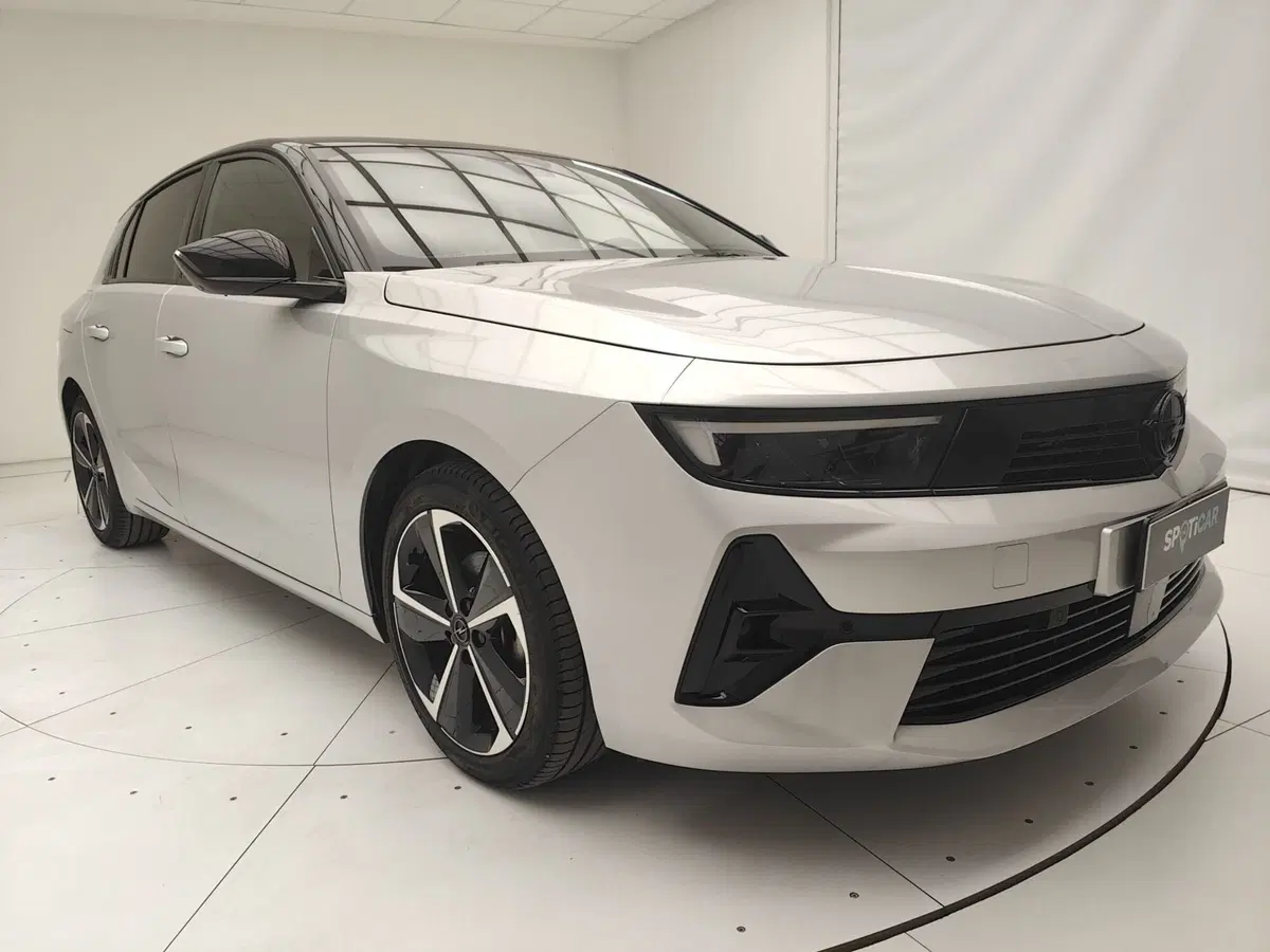 Opel Astra usata a Como (3)