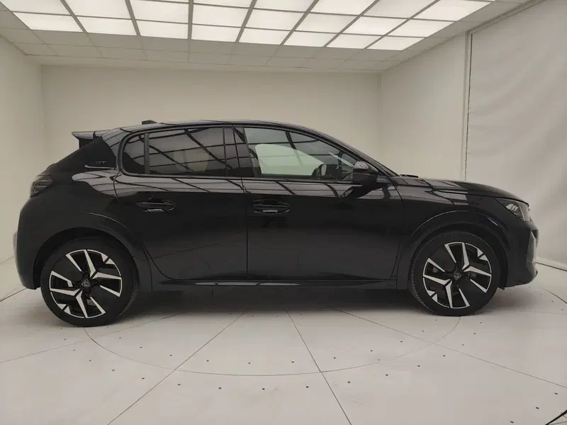 Peugeot 208 usata a Como (19)