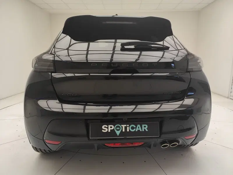Peugeot 208 usata a Como (5)