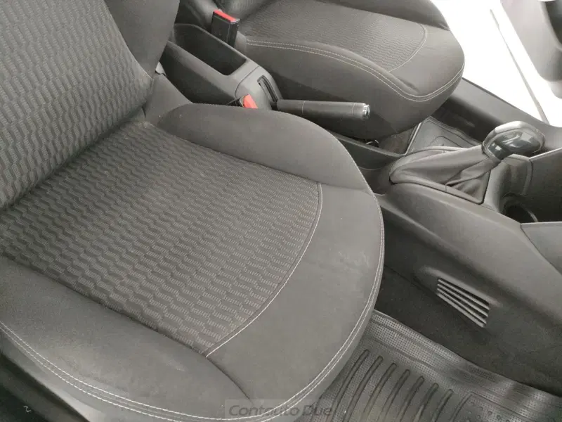 Peugeot 208 usata a Caserta (16)