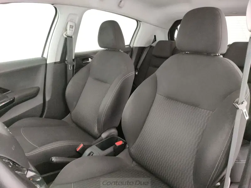 Peugeot 208 usata a Caserta (19)