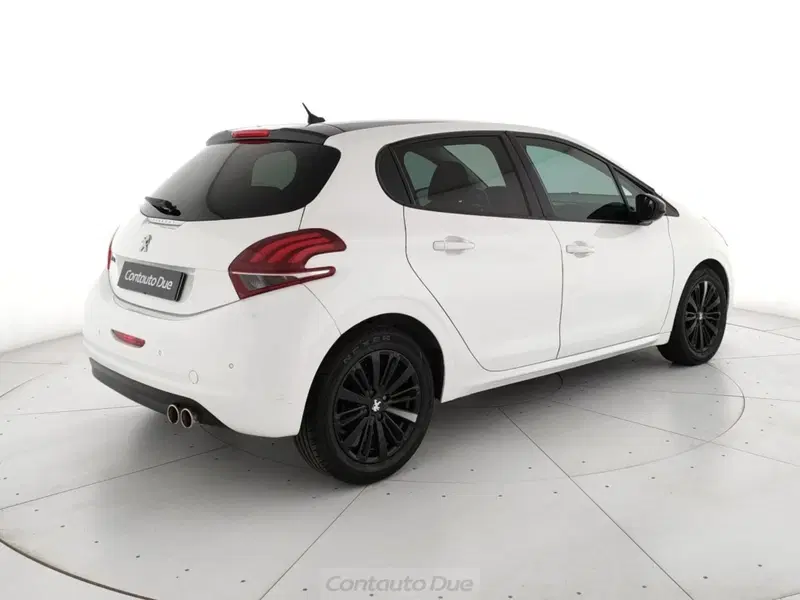 Peugeot 208 usata a Caserta (5)