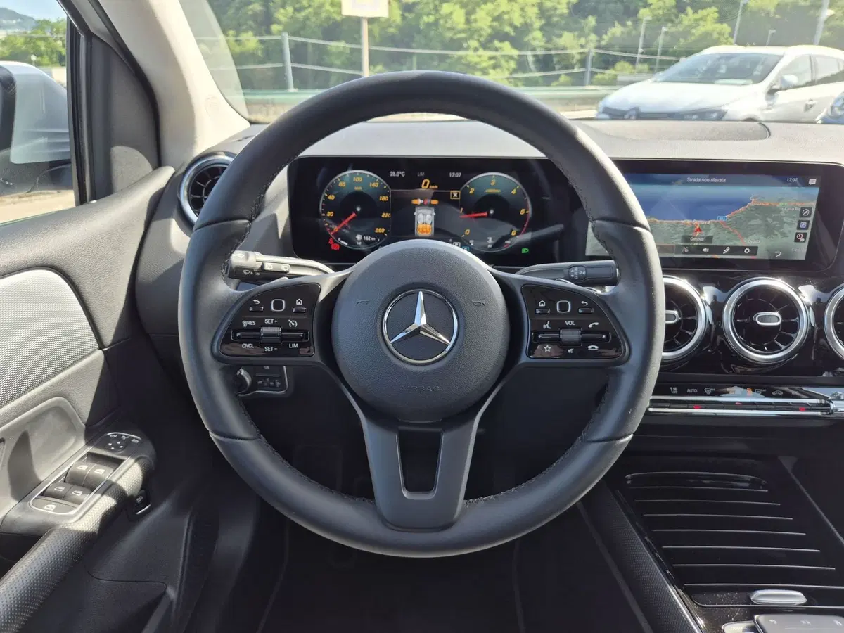 Mercedes-Benz Classe B usata  (18)