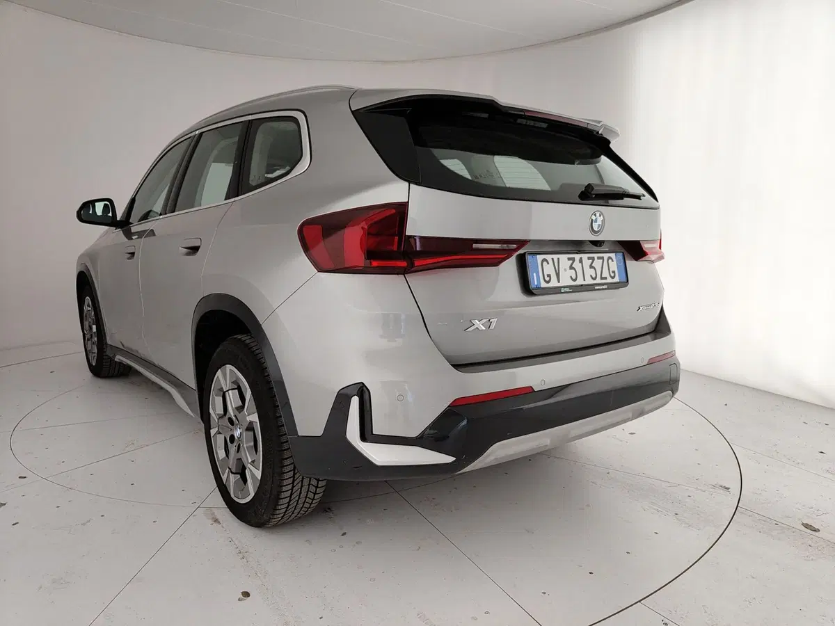 BMW X1 usata a Caserta (9)