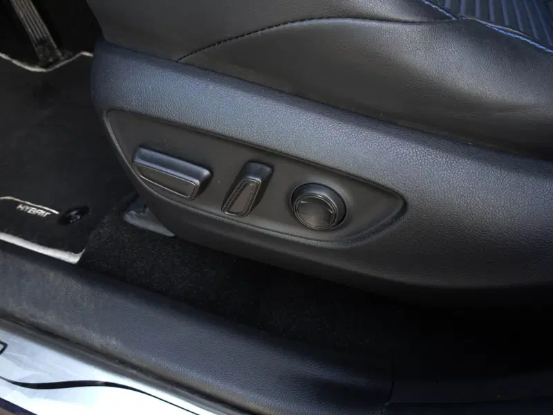 Toyota Rav4 usata a Treviso (11)