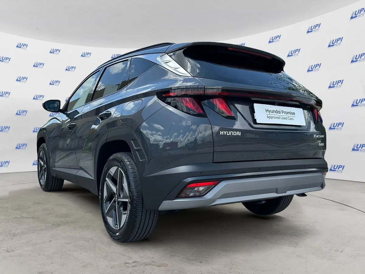 Hyundai Tucson nuova a Pistoia (4)