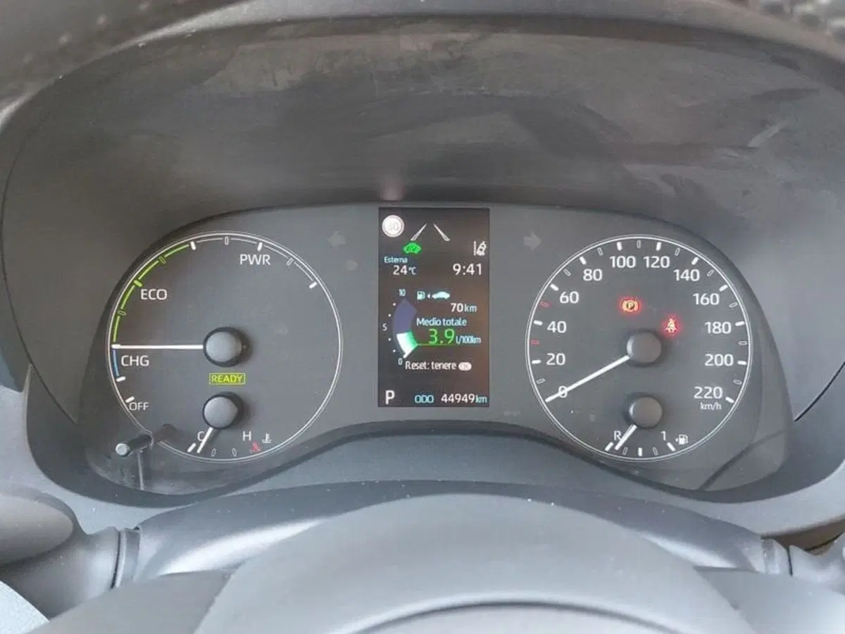 Toyota Yaris usata a Cagliari (10)