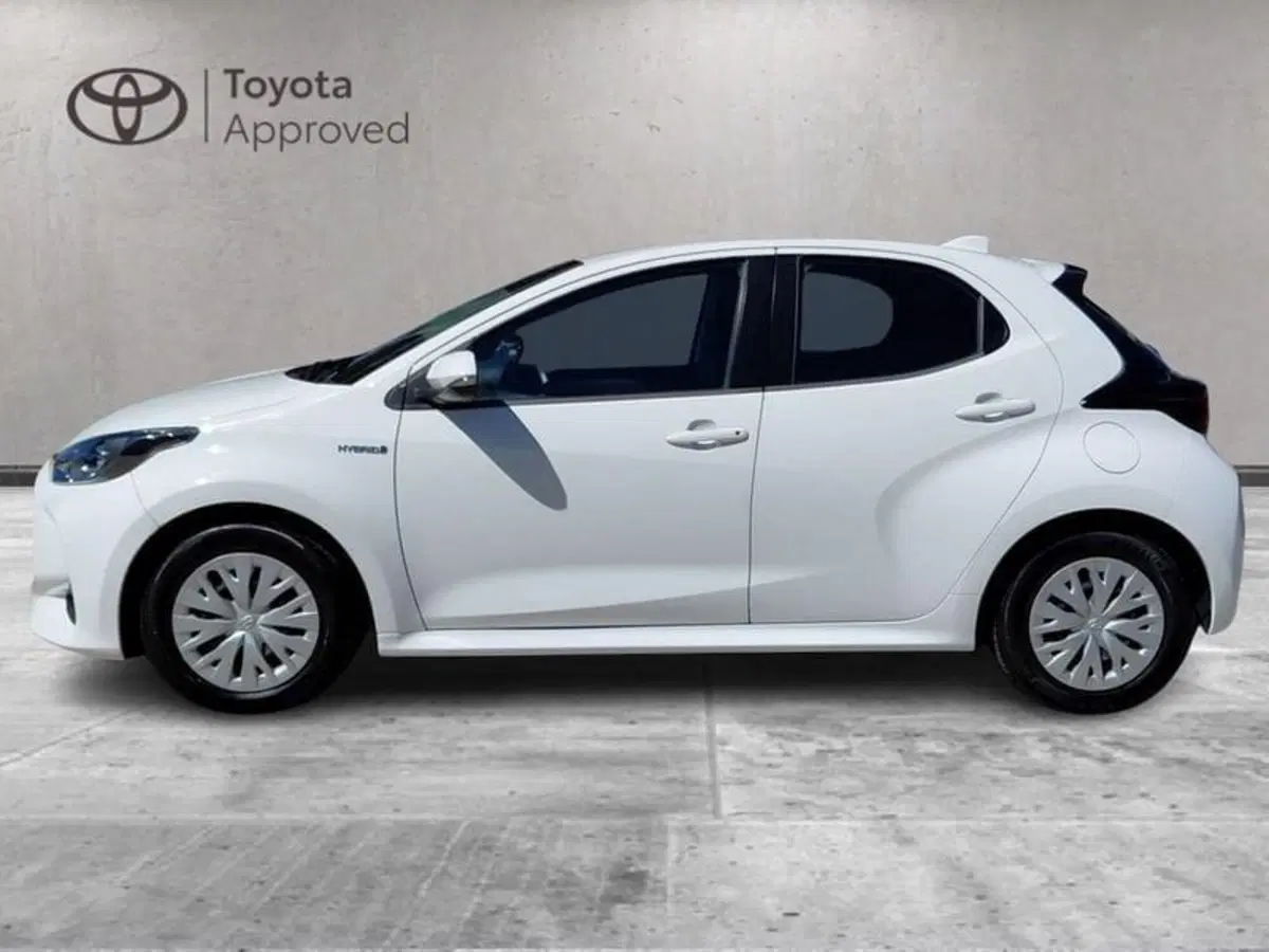 Toyota Yaris usata a Cagliari (4)
