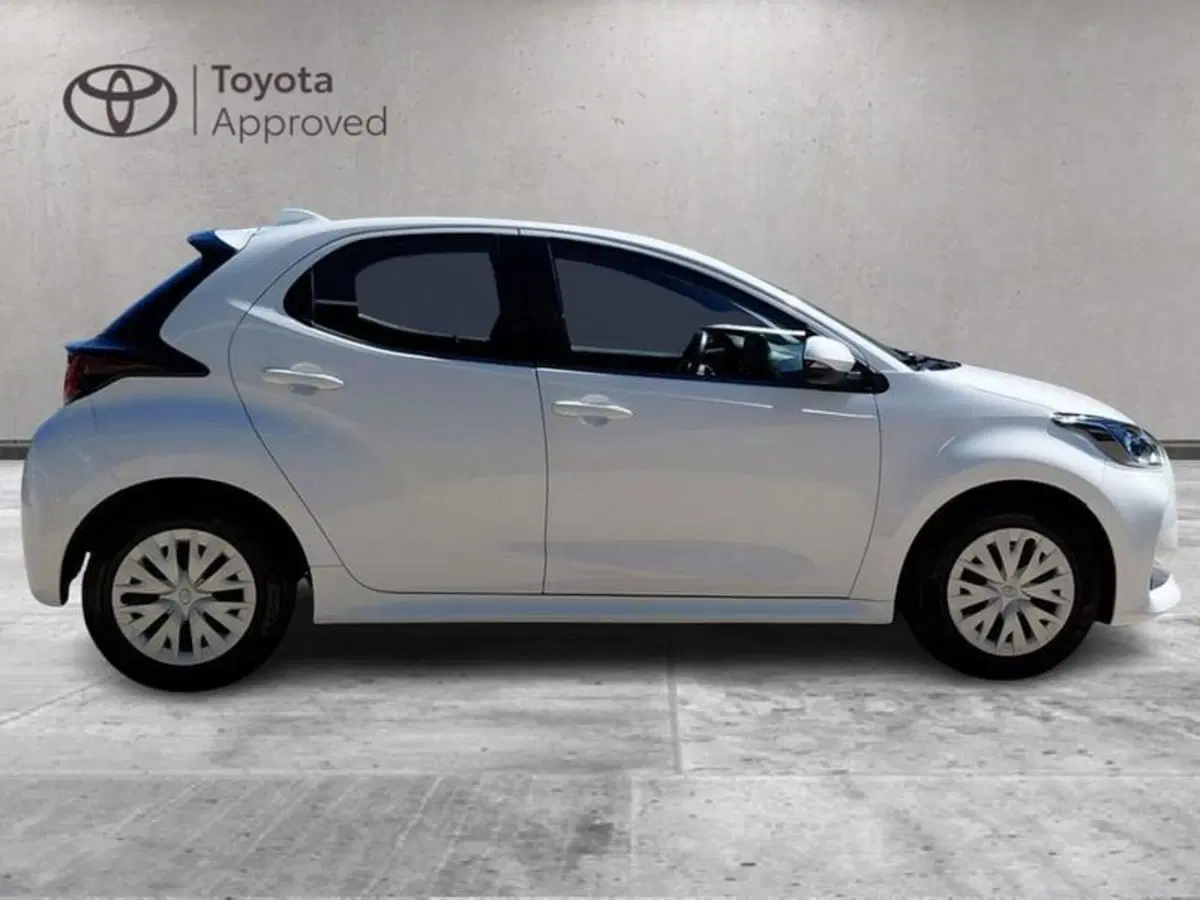 Toyota Yaris usata a Cagliari (5)