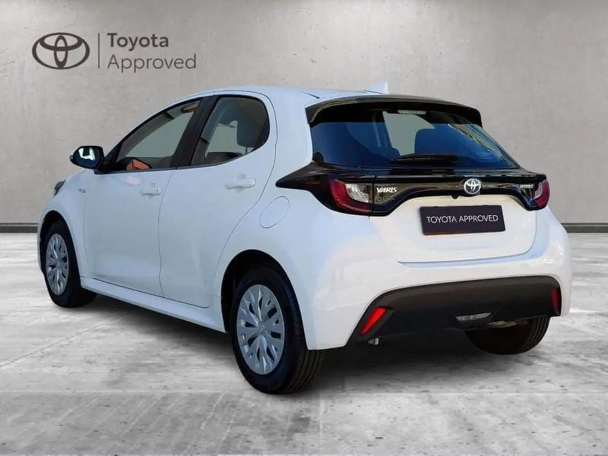 Toyota Yaris usata a Cagliari (6)