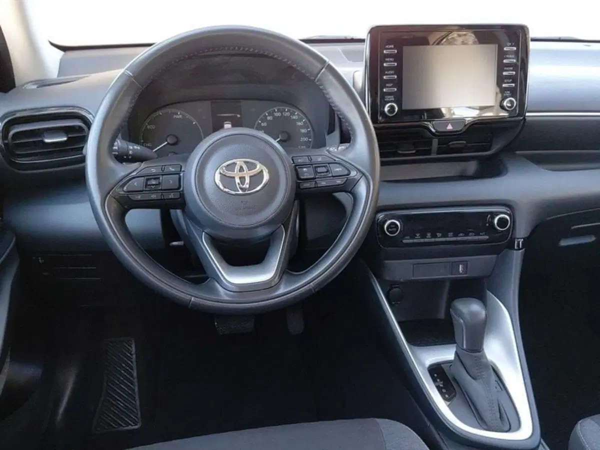 Toyota Yaris usata a Cagliari (9)