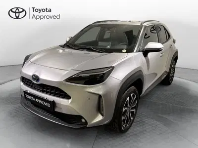 Toyota Yaris Cross 1.5 Hybrid 5p. E-CVT Trend del 2023 usata a Milano