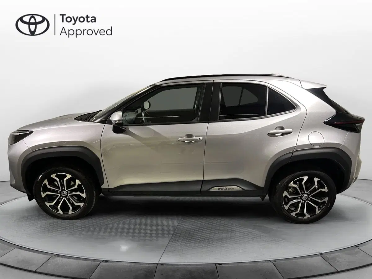Toyota Yaris Cross usata a Milano (3)