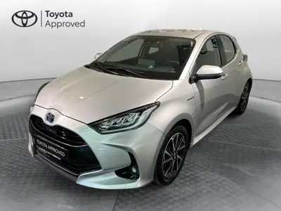 Toyota Yaris 1.5 Hybrid 5 porte Trend del 2023 usata a Milano