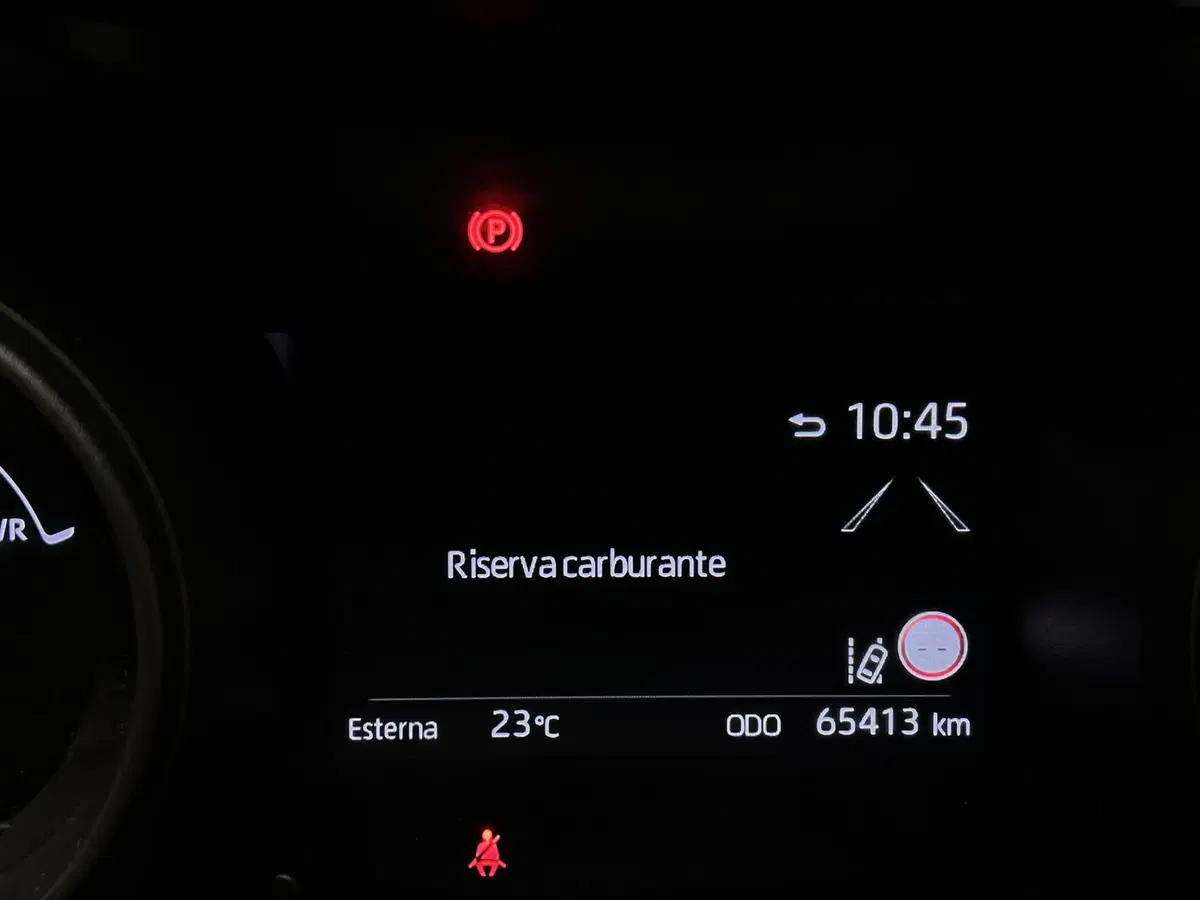 Toyota Yaris usata a Milano (12)