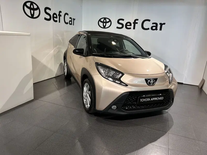 Toyota Aygo X usata a Milano (3)