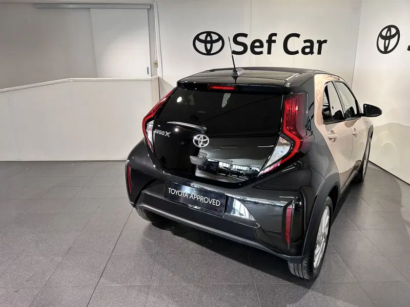 Toyota Aygo X usata a Milano (4)