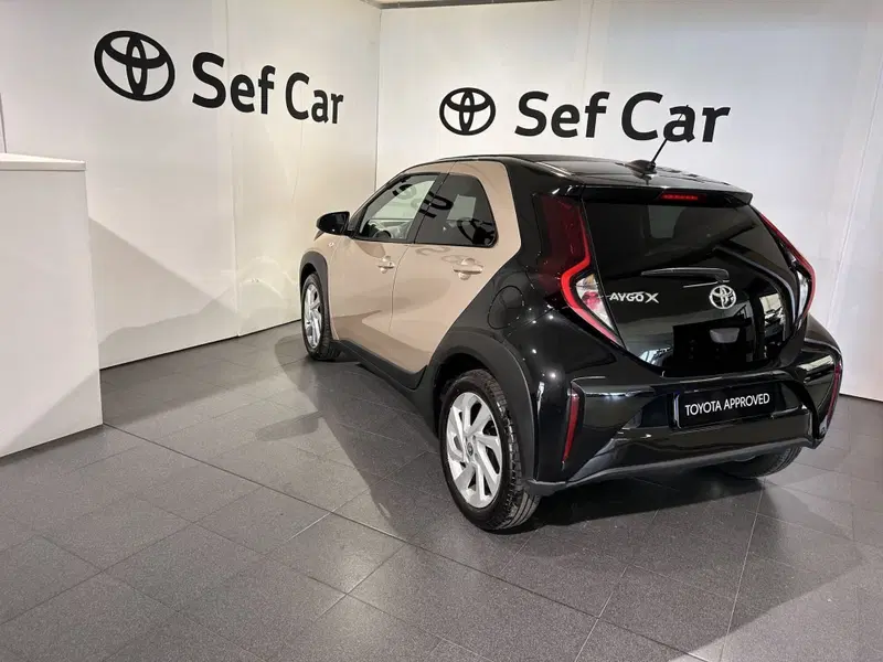Toyota Aygo X usata a Milano (5)