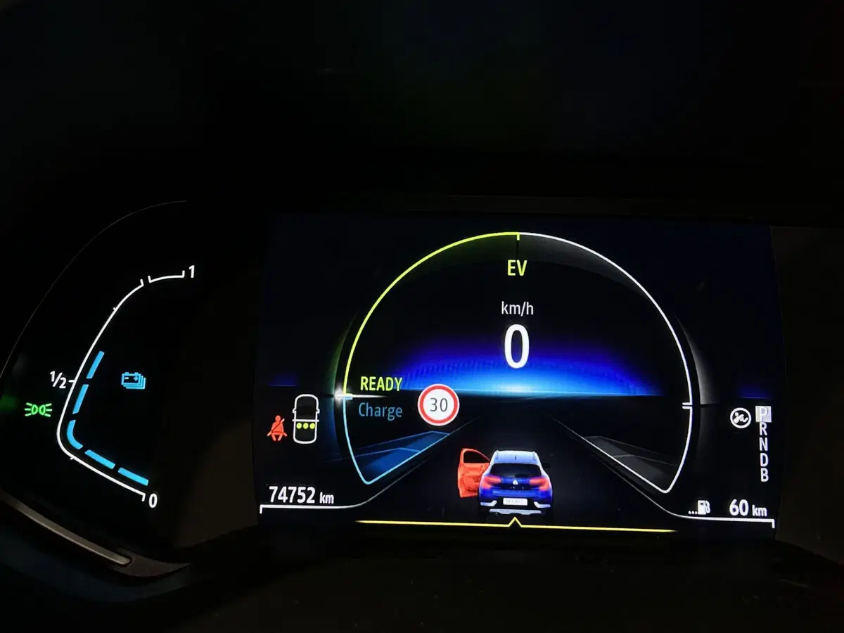 Renault Captur usata a Milano (9)