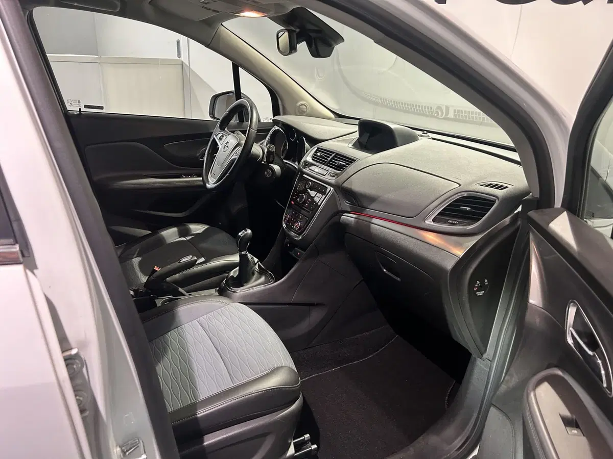 Opel Mokka usata a Milano (12)