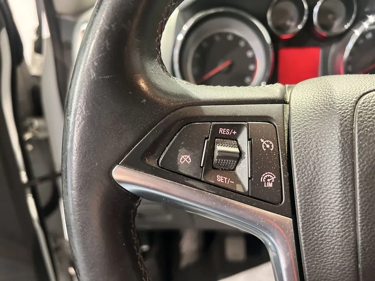 Opel Mokka usata a Milano (14)