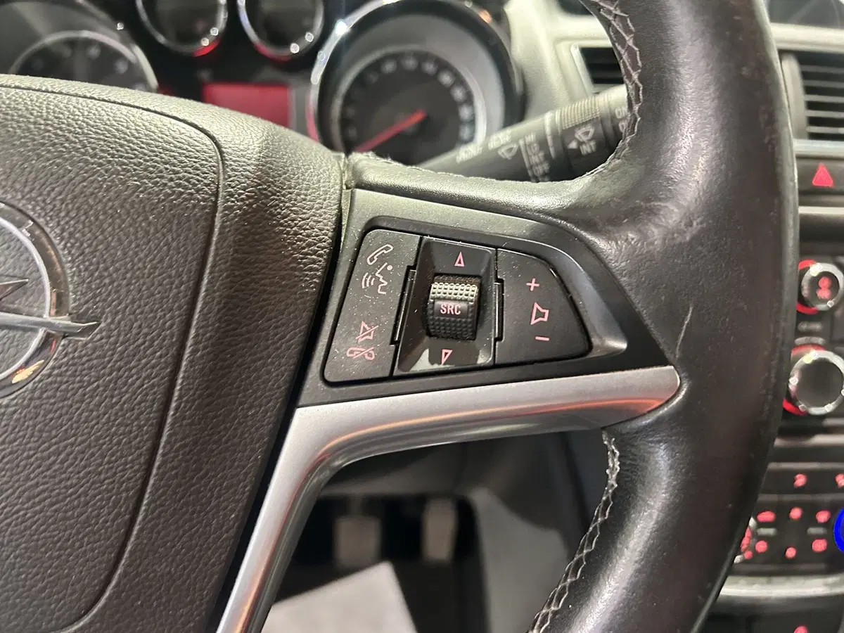 Opel Mokka usata a Milano (15)
