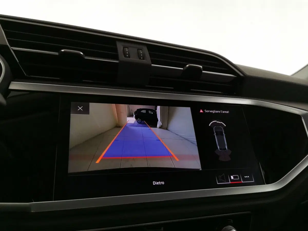 Audi Q3 Sportback usata a Chieti (11)