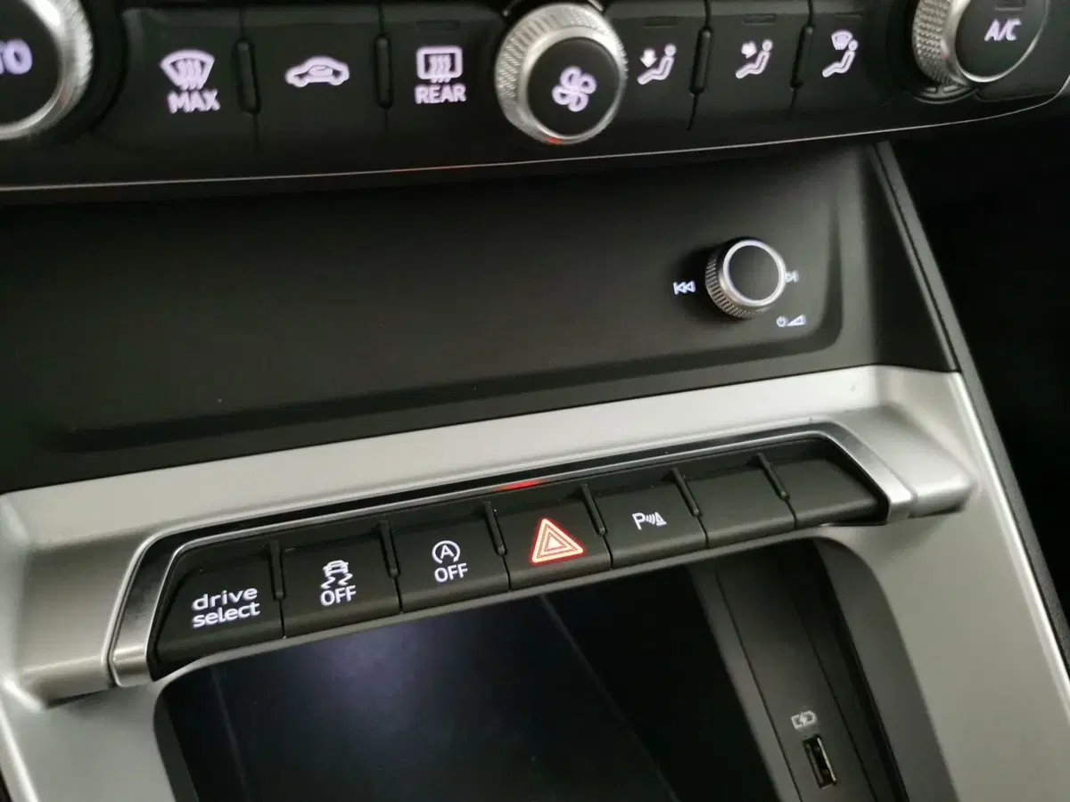 Audi Q3 Sportback usata a Chieti (15)