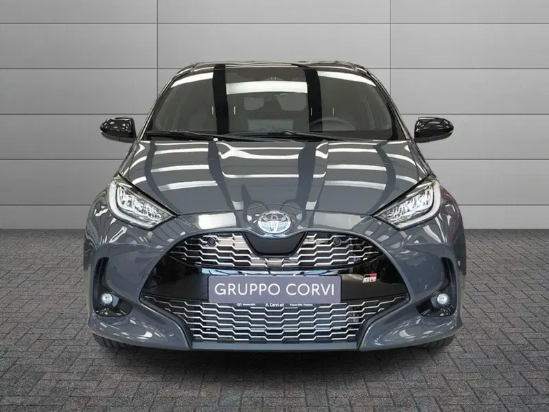 Toyota Yaris GR Sport usata a Roma (12)