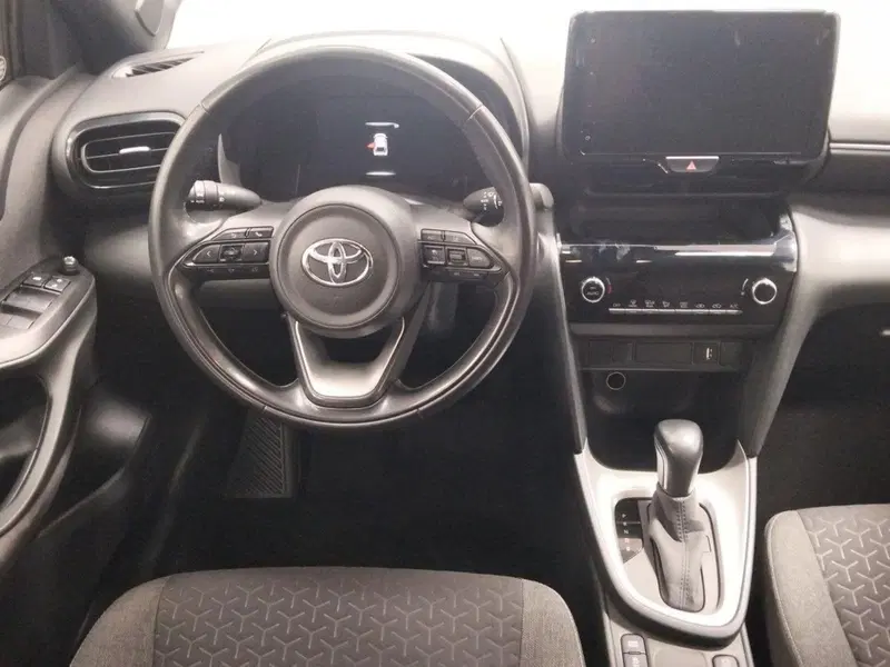 Toyota Yaris Cross usata a Roma (8)