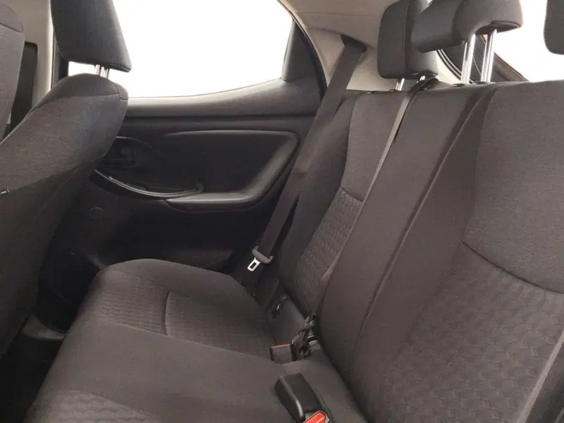 Toyota Yaris usata a Roma (11)