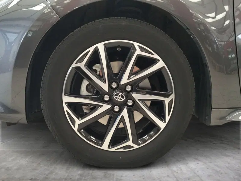 Toyota Yaris usata a Roma (15)